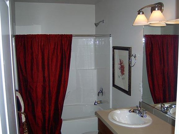 5th image of 1645 Cirque Ln