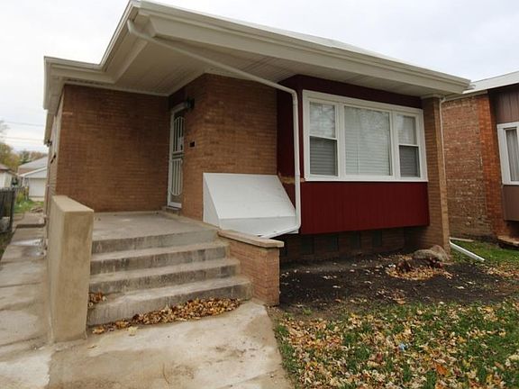 2nd image of 9016 S Essex Ave