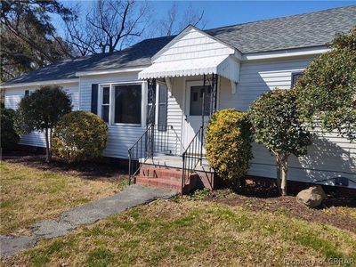 48 Chambers St, Mathews, VA, 23109