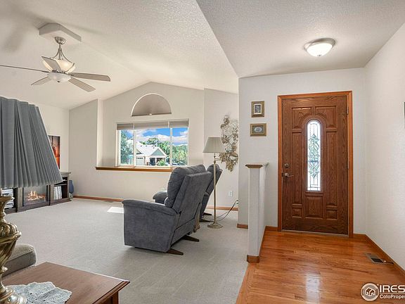 5th image of 3562 Loveland Ave