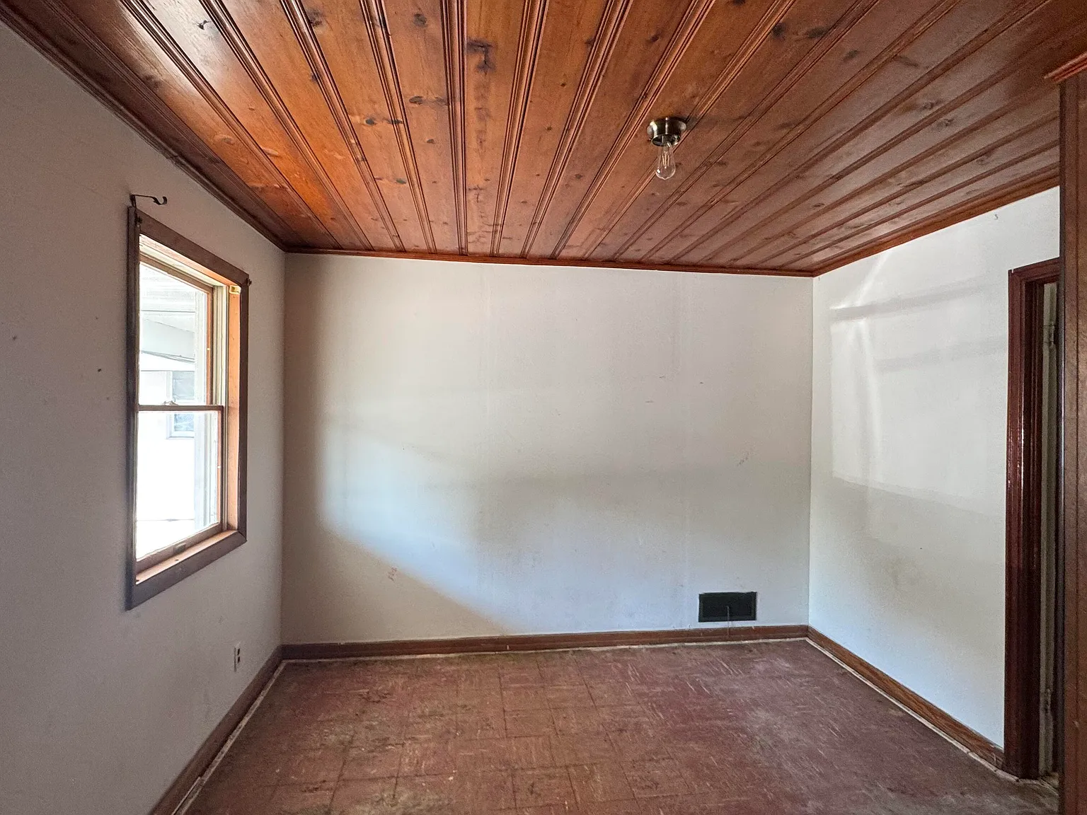 1 bed, $600 — Photo 2