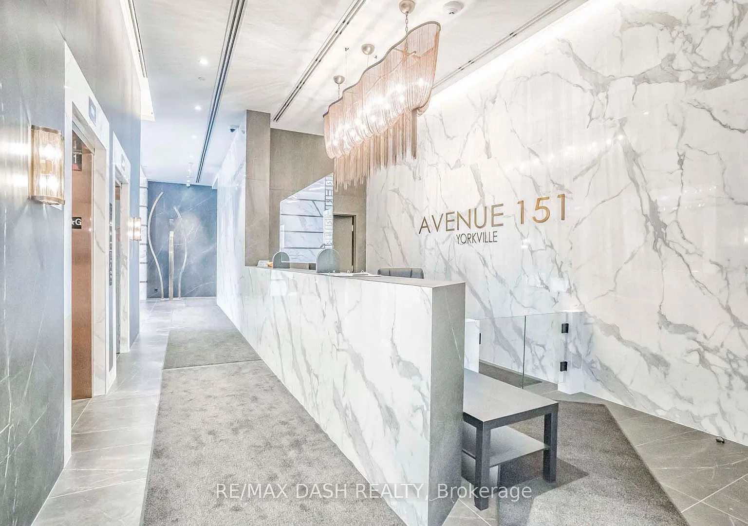 151 Avenue Rd — Photo 3