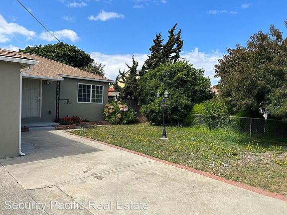 2nd image of 2667 Kelley Ave