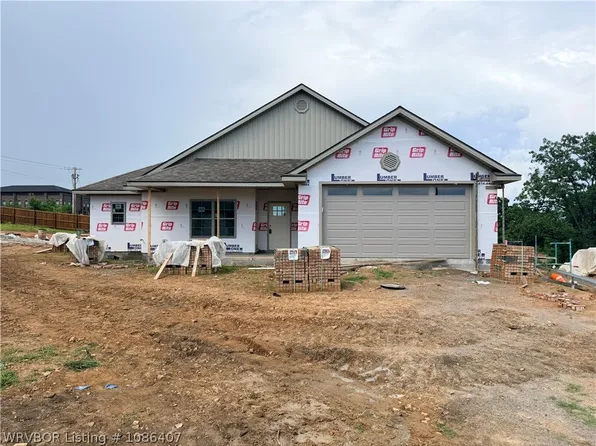 7300 Ellis Wayne Ct, Fort Smith, AR 72916