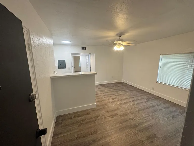 350 SW 15th Rd — Photo 18