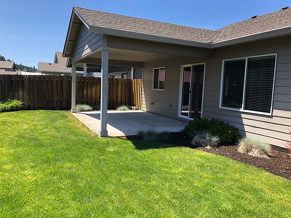 Spacious covered back patio