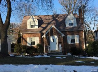 51 Werner Pl, Teaneck, NJ 07666