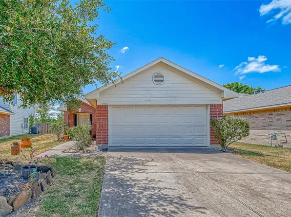 18907 Larkspur Hills Drive, Cypress, TX 77433