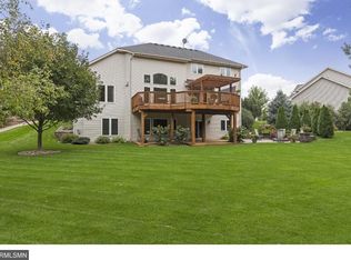 6827 Cambridge Rd, Shakopee, MN 55379