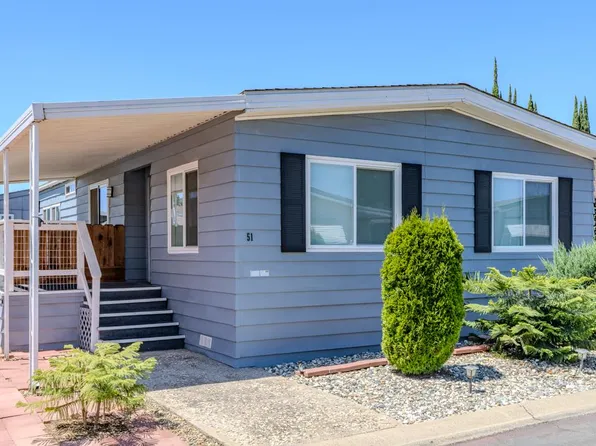 51 Clipper Ln, Modesto, CA 95356