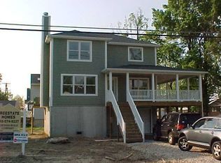 8820 Millers Island Rd, Baltimore, MD 21219