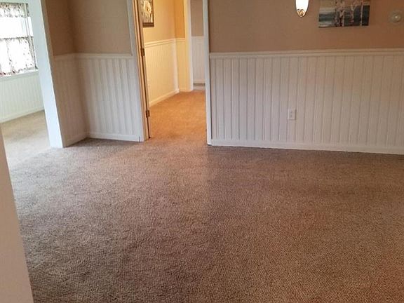 4th image of 701 Island View Dr