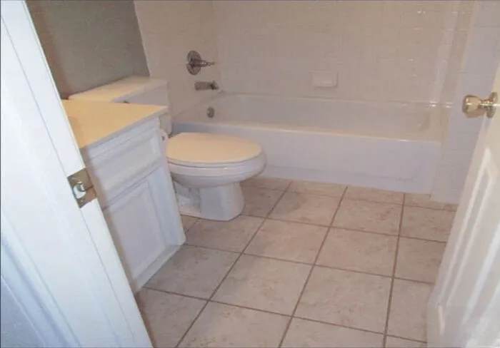 Bathroom off the secondary bedrooms.