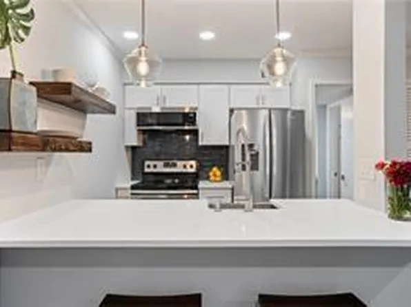 75 Chaumont Sq NW, Atlanta, GA 30327