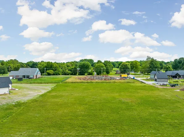 5872 Gibbs Rd, Plainfield, IN 46168
