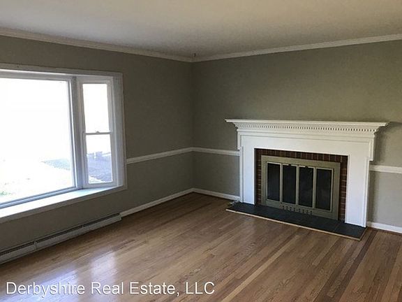 2nd image of 805 Mohawk Dr