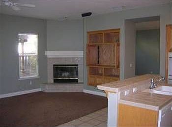 2nd image of 141 Blue Bonnet Ct