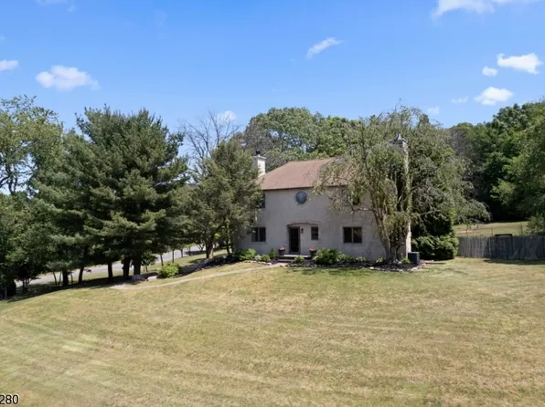 1 Hilltop Court, Union Twp., NJ 08802