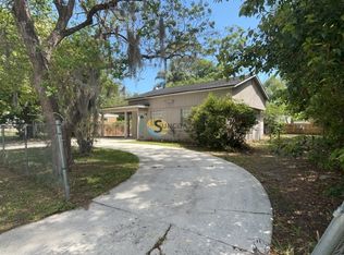 10421 Pinehurst Dr, Jacksonville, FL 32218