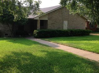 8617 Capri Dr, Dallas, TX 75238