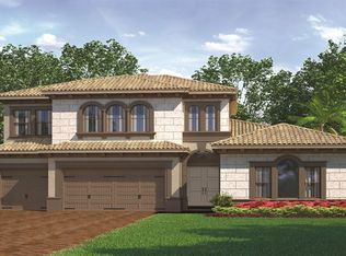 9327 Glenforest Dr, Naples, FL 34120