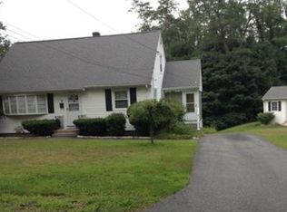 9 Celtic Ave, Billerica, MA 01821