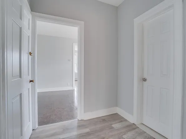 678 Liberty Avenue image 14 of 19