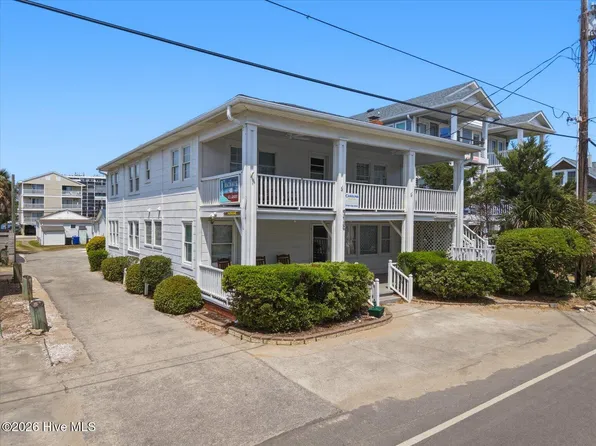 715 Carolina Beach Avenue N, Carolina Beach, NC 28428