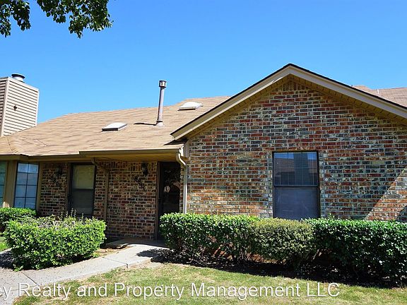 3rd image of 8811 Fairfield Greens Dr #4801634