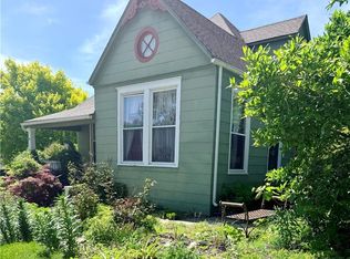 547 Main St, Weston, MO 64098