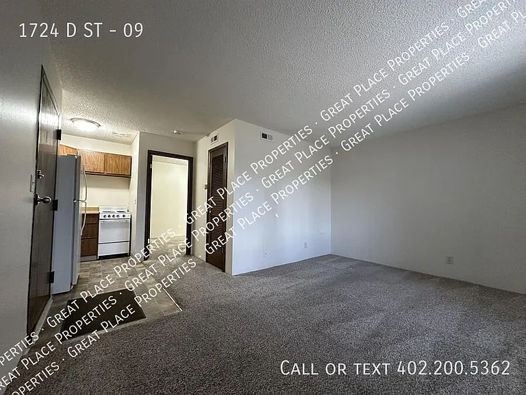 1724 D St #9 — Photo 13