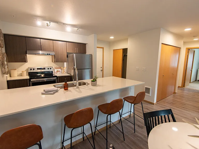 Sawyer Trail Apartments & Townhomes — Photo 19