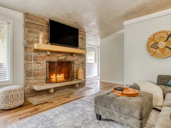 353 Brightwood Ct #Id1550276p, Monmouth, OR 97361