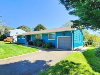 4 Happel Ct, Scotch Plains, NJ, 07076
