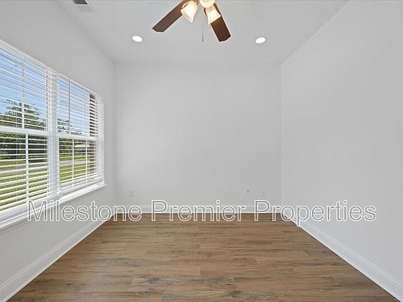5th image of 3308 Moulton St