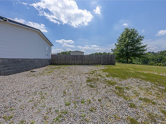 4th image of 460 Nilan Hill Rd