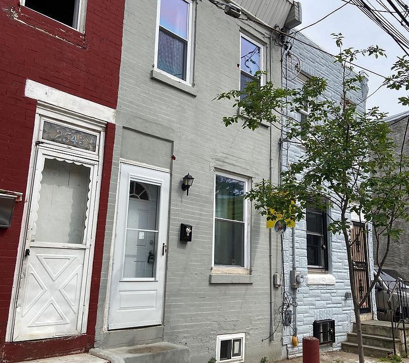 1st image of 2541 N Lee St