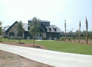 3rd image of 600 Club House Cir