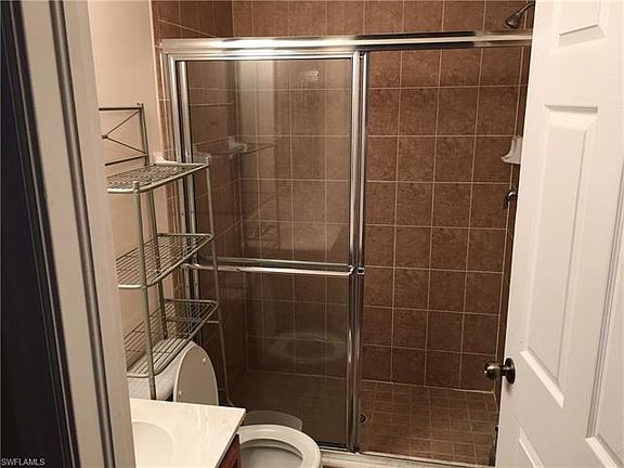 3rd image of 301 Johanna Ave