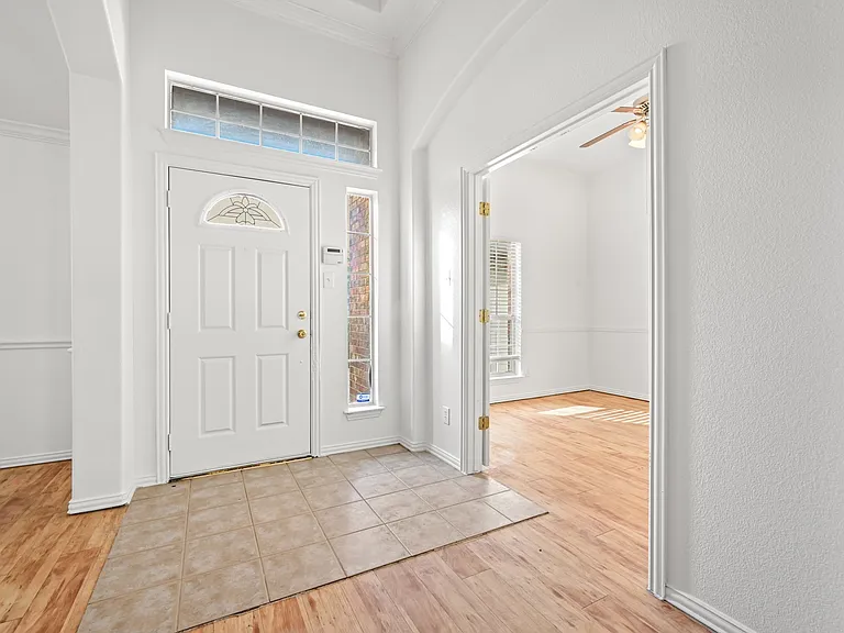 1665 Amberwood Loop — Photo 6