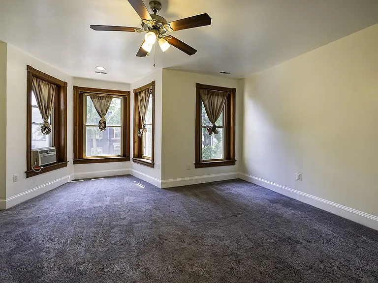 145 Thomas St NW — Photo 19