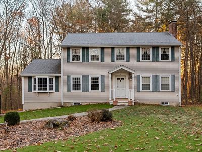 62 Wildwood Dr, Bedford, MA, 01730