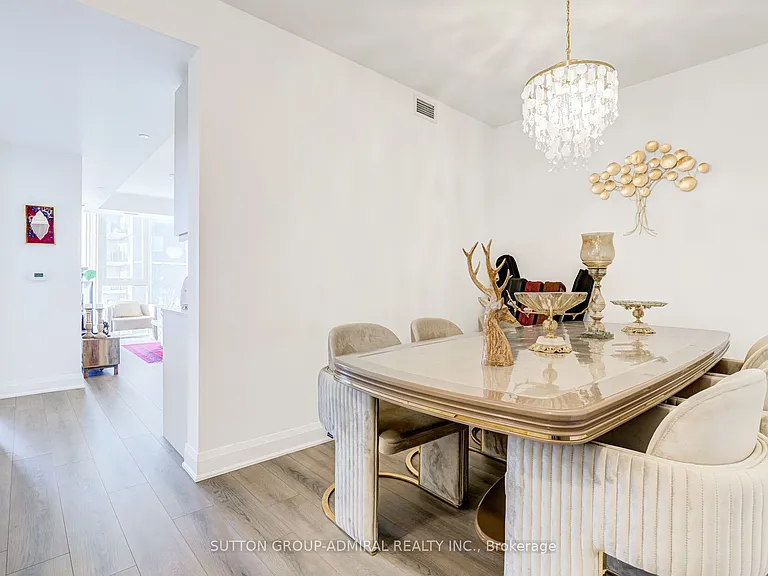 20 Gatineau Dr #1010 — Photo 10