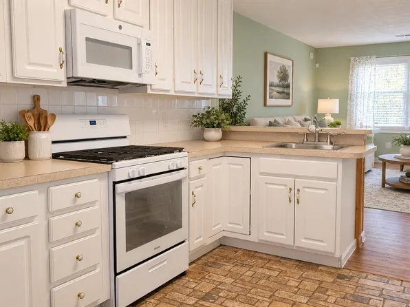 12 Rogers Cir, Newark, DE 19702