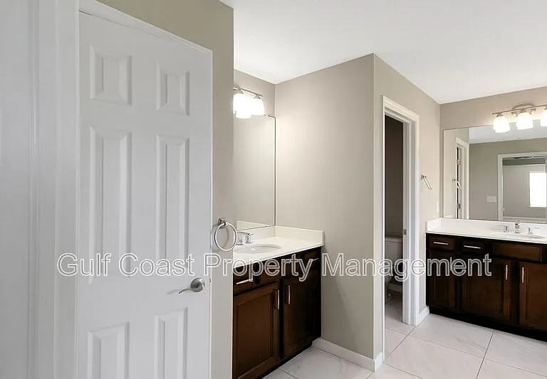 2914 Esmeralda Dr — Photo 19