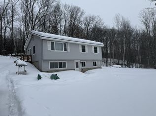 2454 Daniels Farm Rd, Waterford, VT 05819