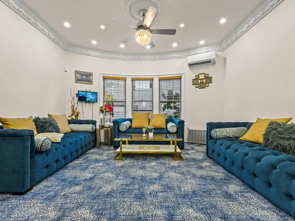 235 East 19th Street image 8 of 24