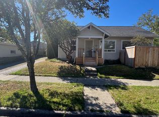 908 S Adams St, Tacoma, WA 98405