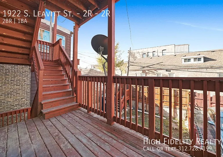 1922 S Leavitt St #2R — Photo 8