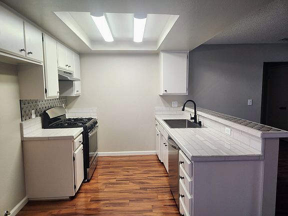 4th image of 133 Montana St APT F